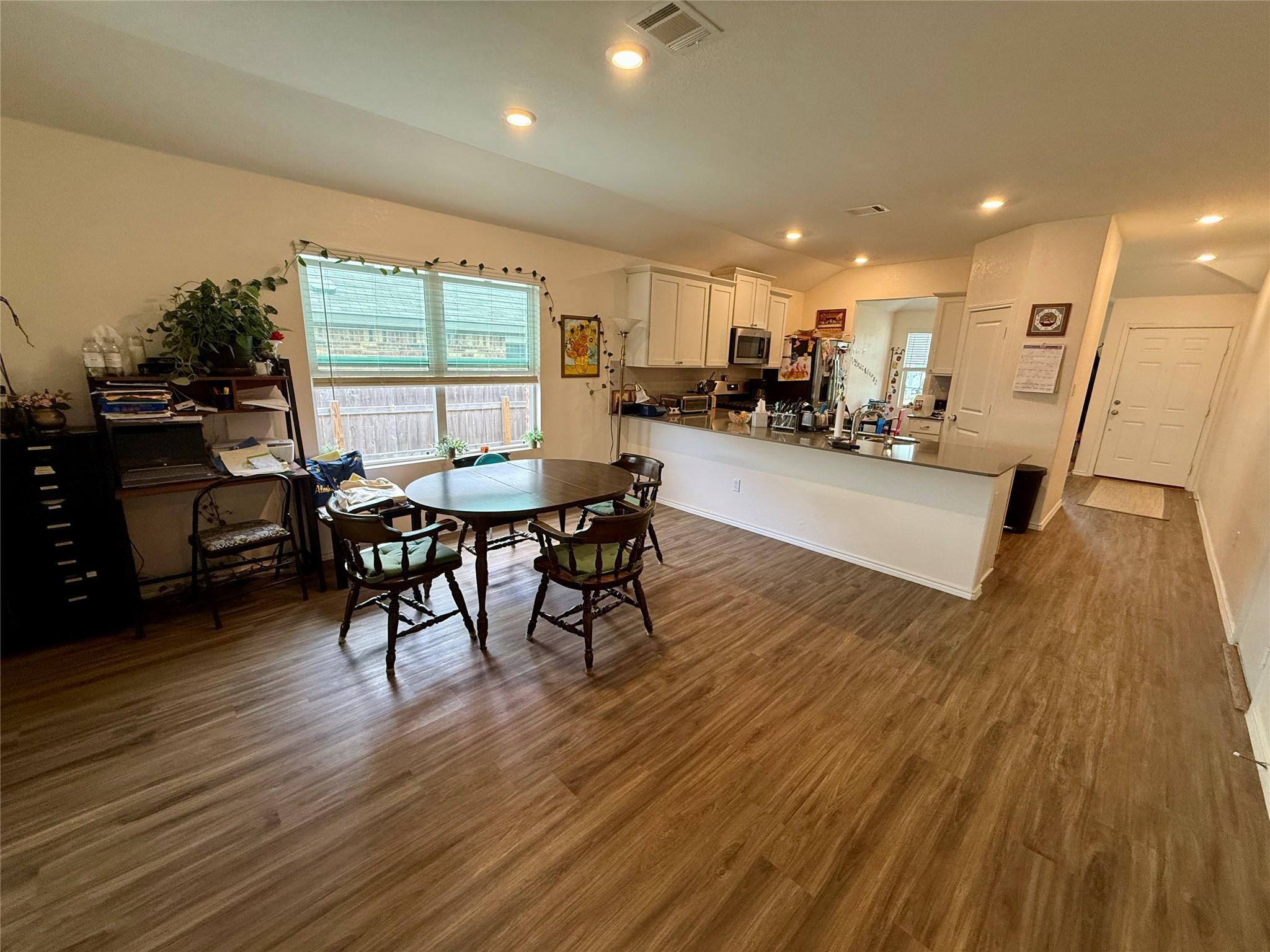 5612 Bellissima Way Property Photo 7
