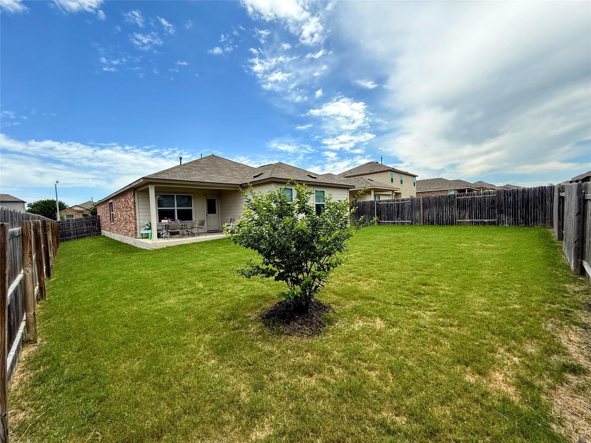 5612 Bellissima Way Property Photo 17