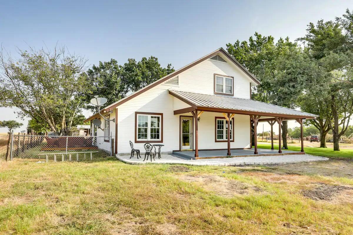 1616 County Road 463 None Property Photo 1