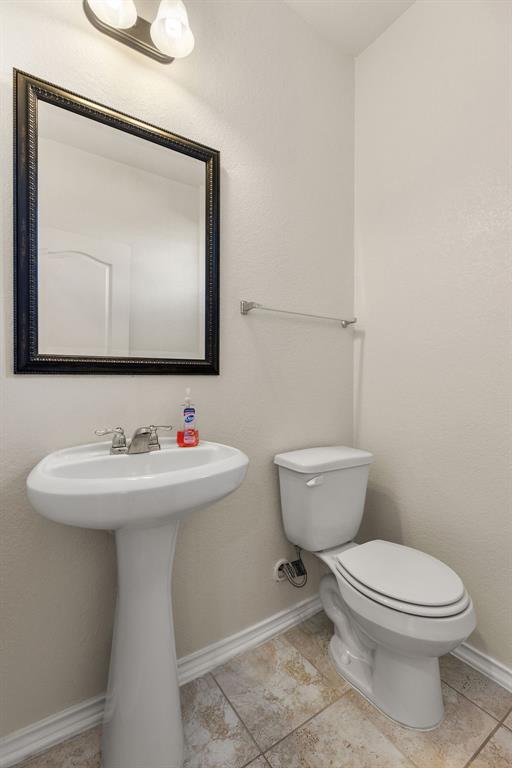 323 Reunion Ln Property Photo 37
