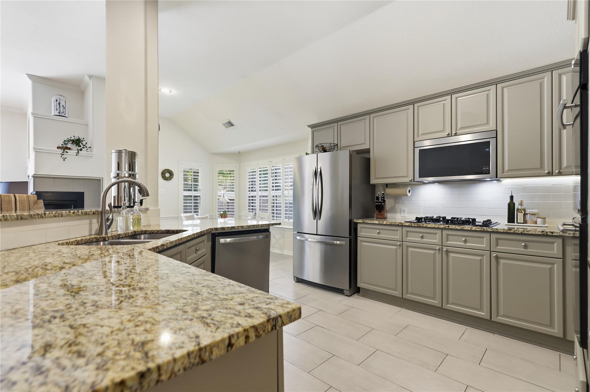 4605 Eagle Feather Dr Property Photo 19