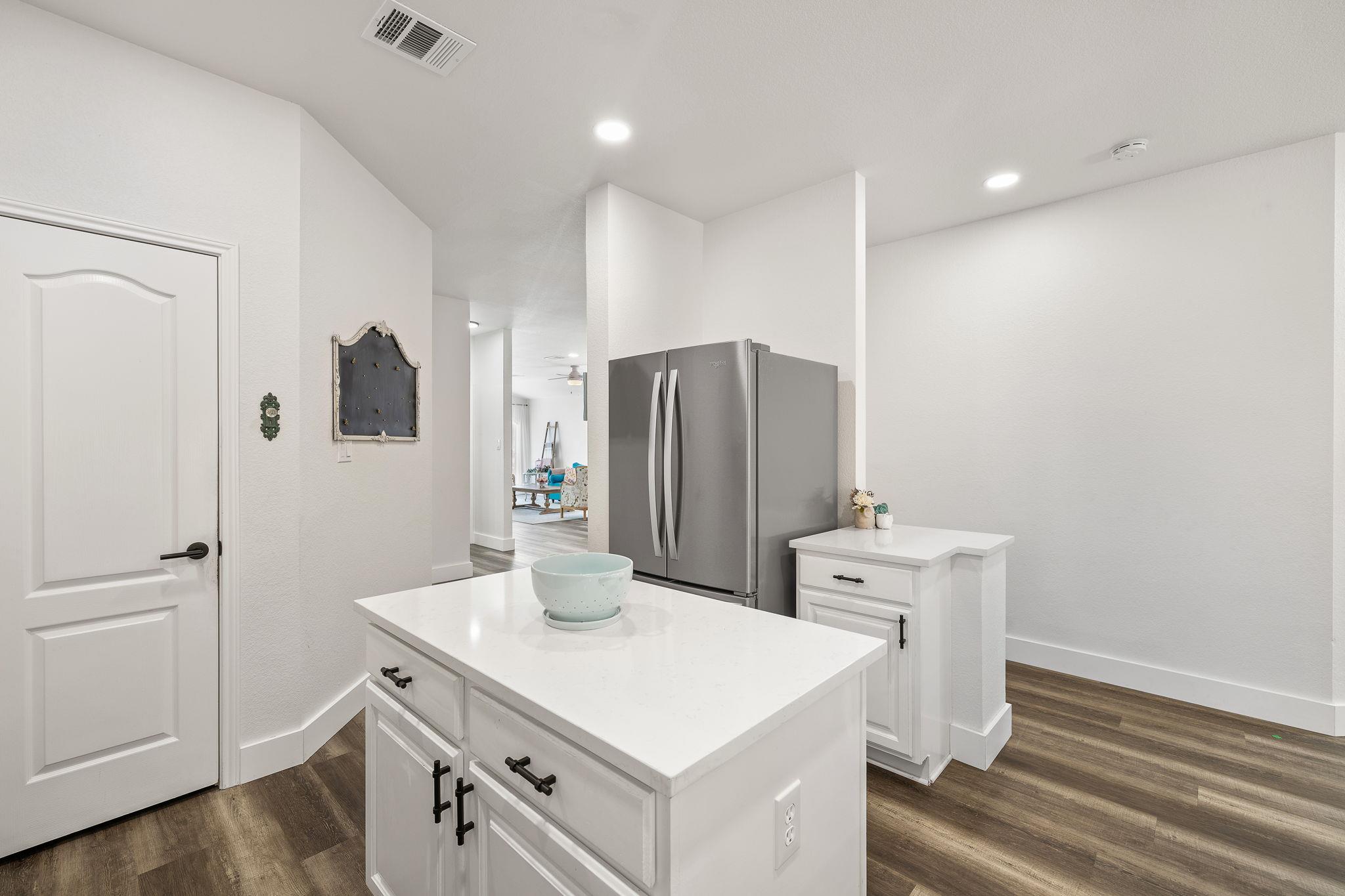 1203 Stepp Bnd Property Photo 10
