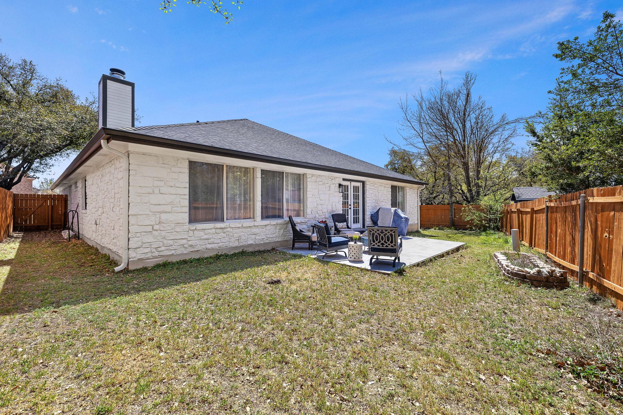 1203 Stepp Bnd Property Photo 28