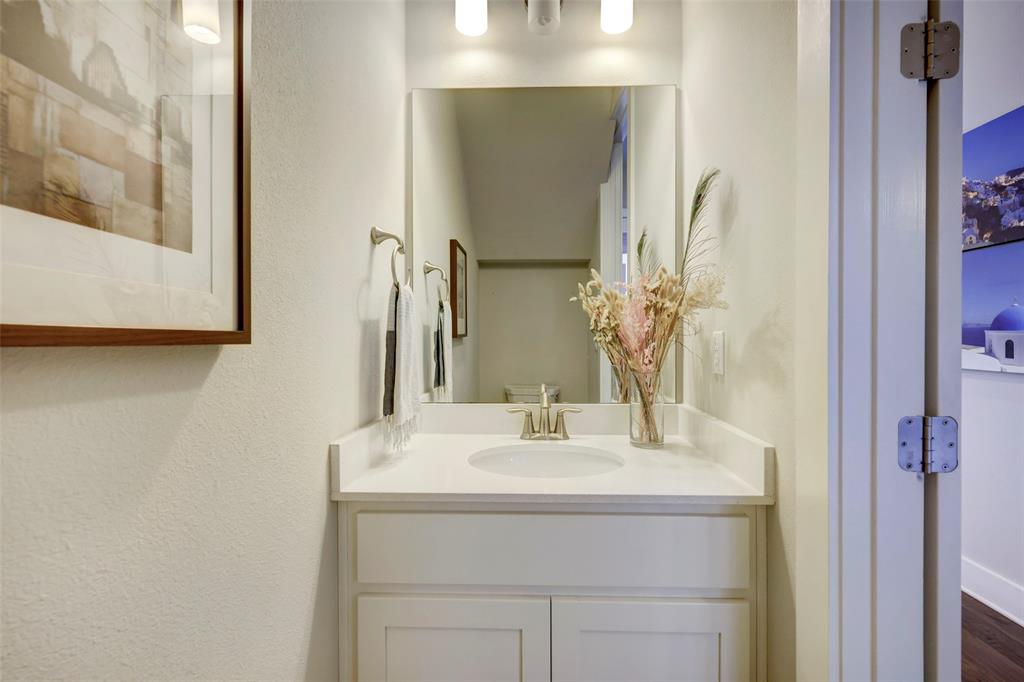 4306 Nitschke St Property Photo 18