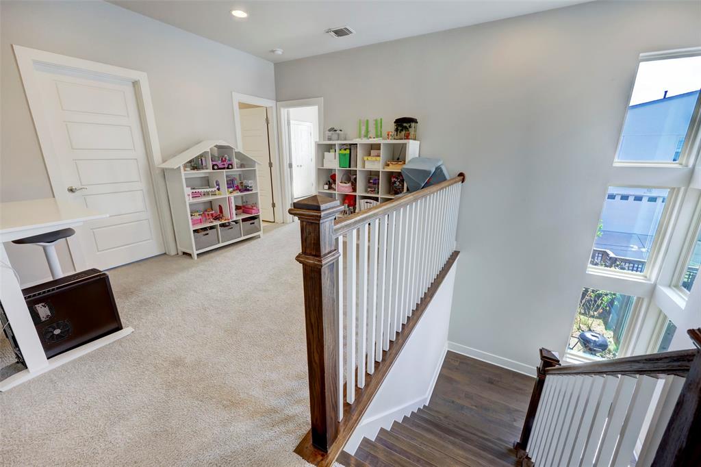 4306 Nitschke St Property Photo 24