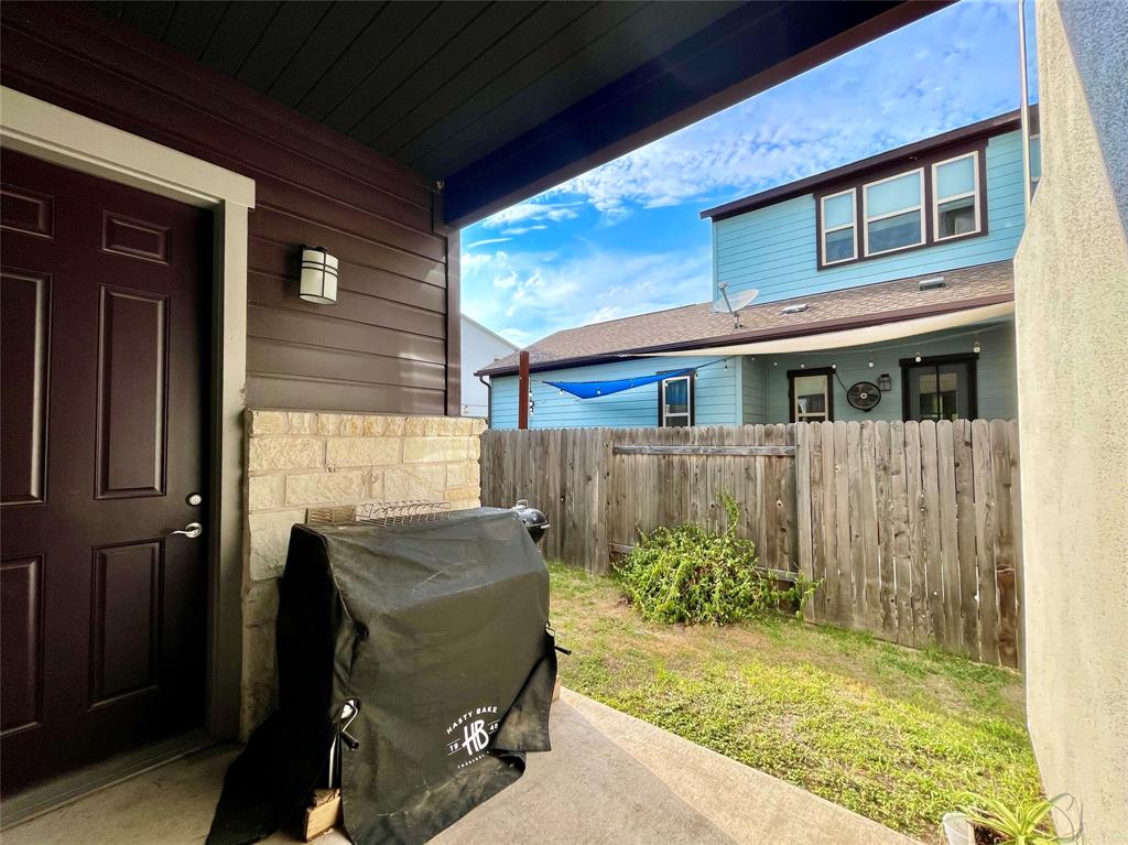4306 Nitschke St Property Photo 37