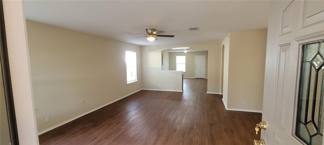 4011 Reeders Dr Property Photo 1