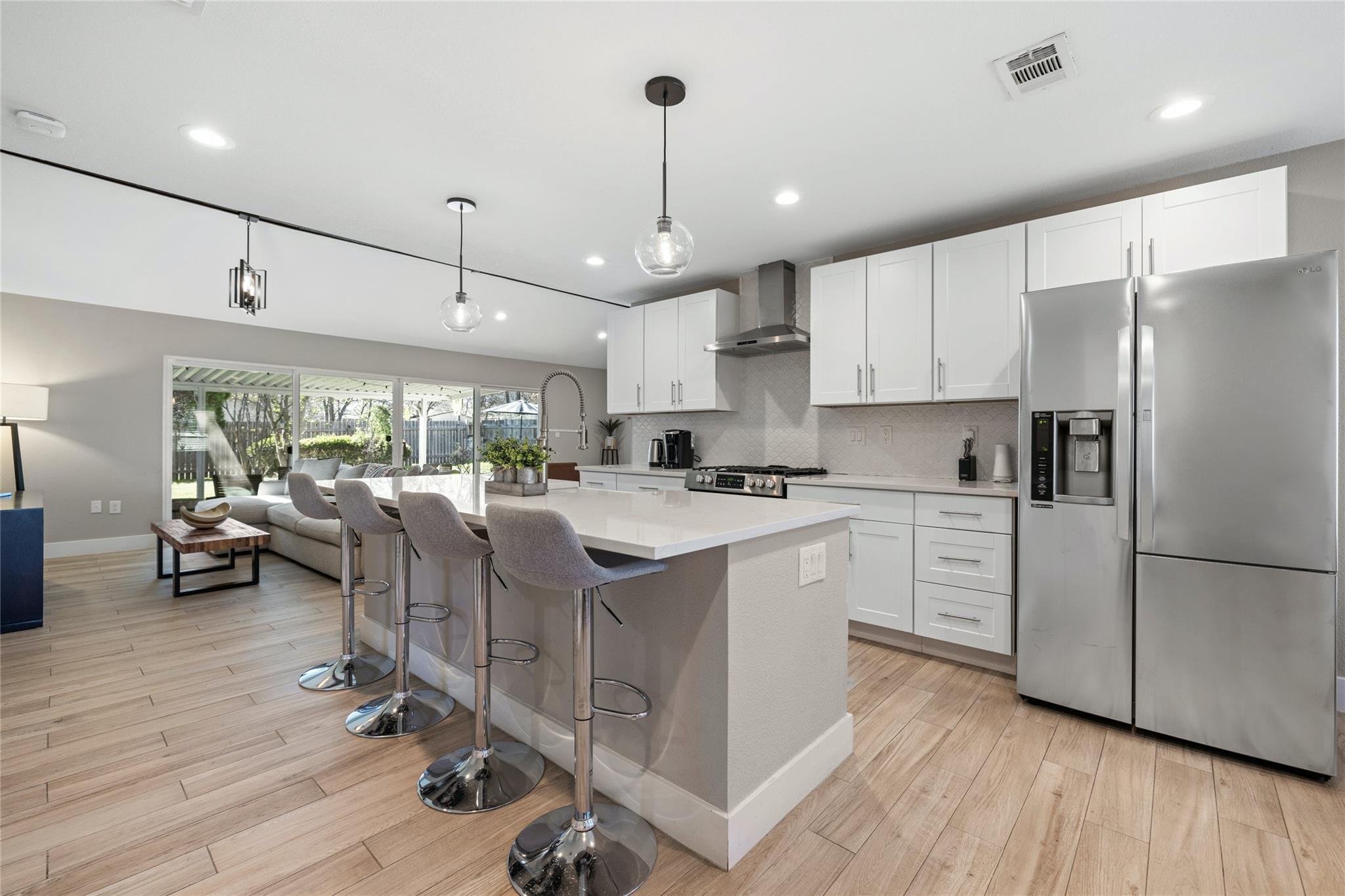 1505 Westbury Trl Property Photo 4