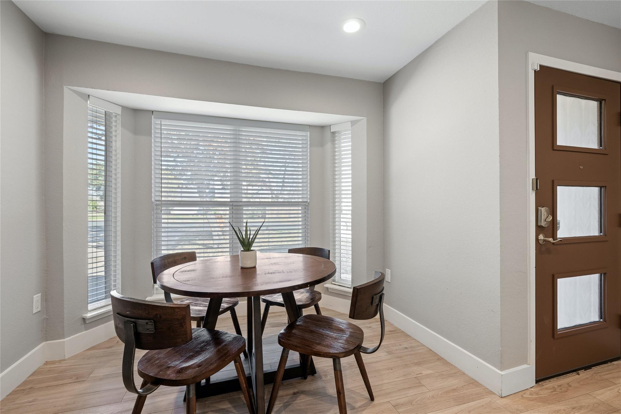 1505 Westbury Trl Property Photo 6