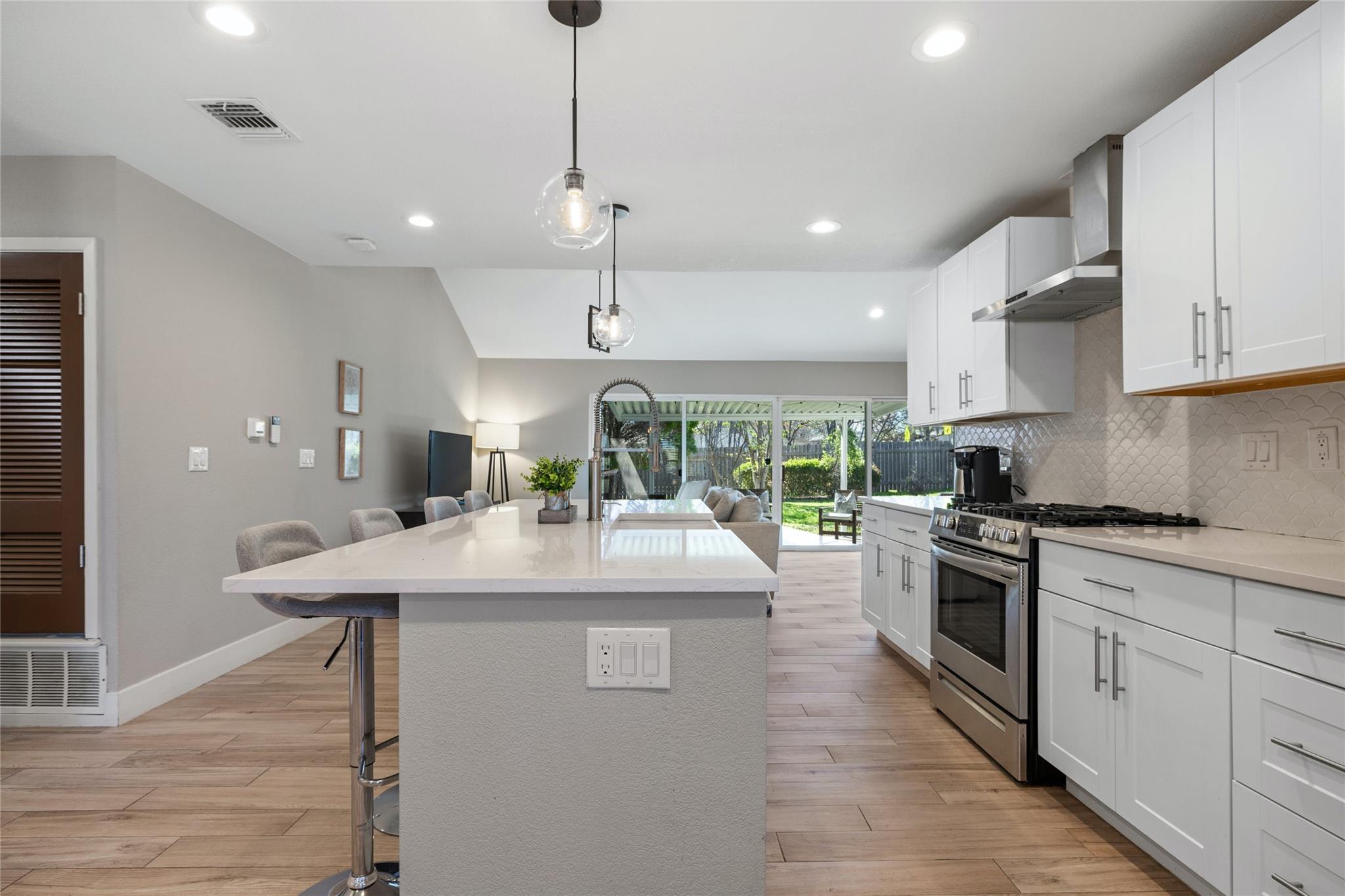 1505 Westbury Trl Property Photo 8