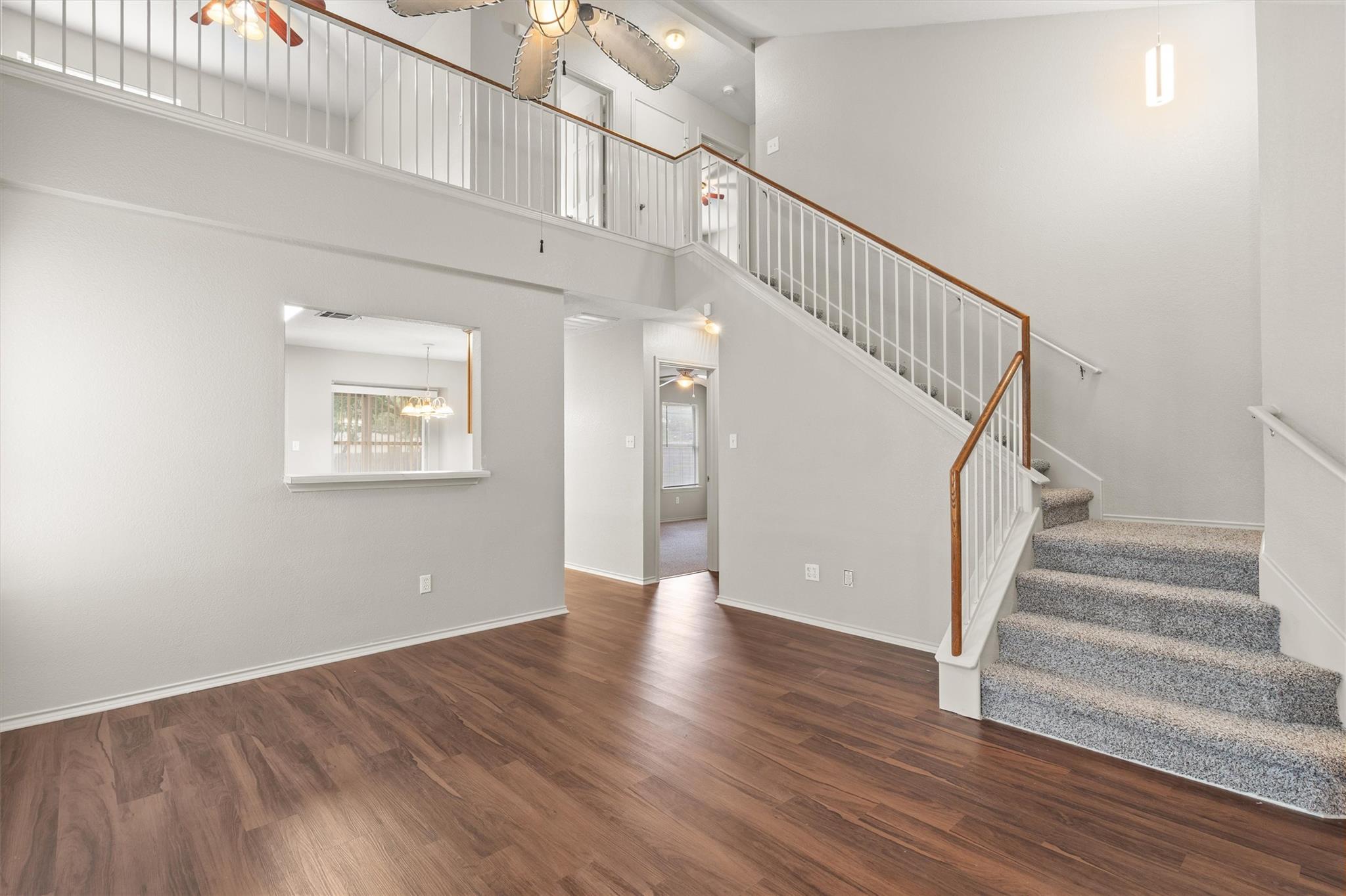 3454 Flowstone Ln Property Photo 4
