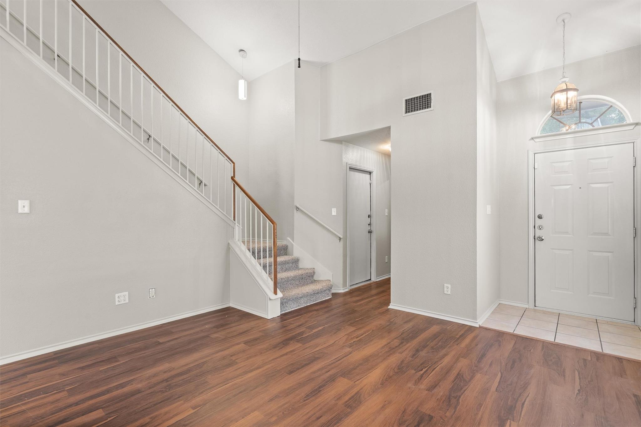 3454 Flowstone Ln Property Photo 5