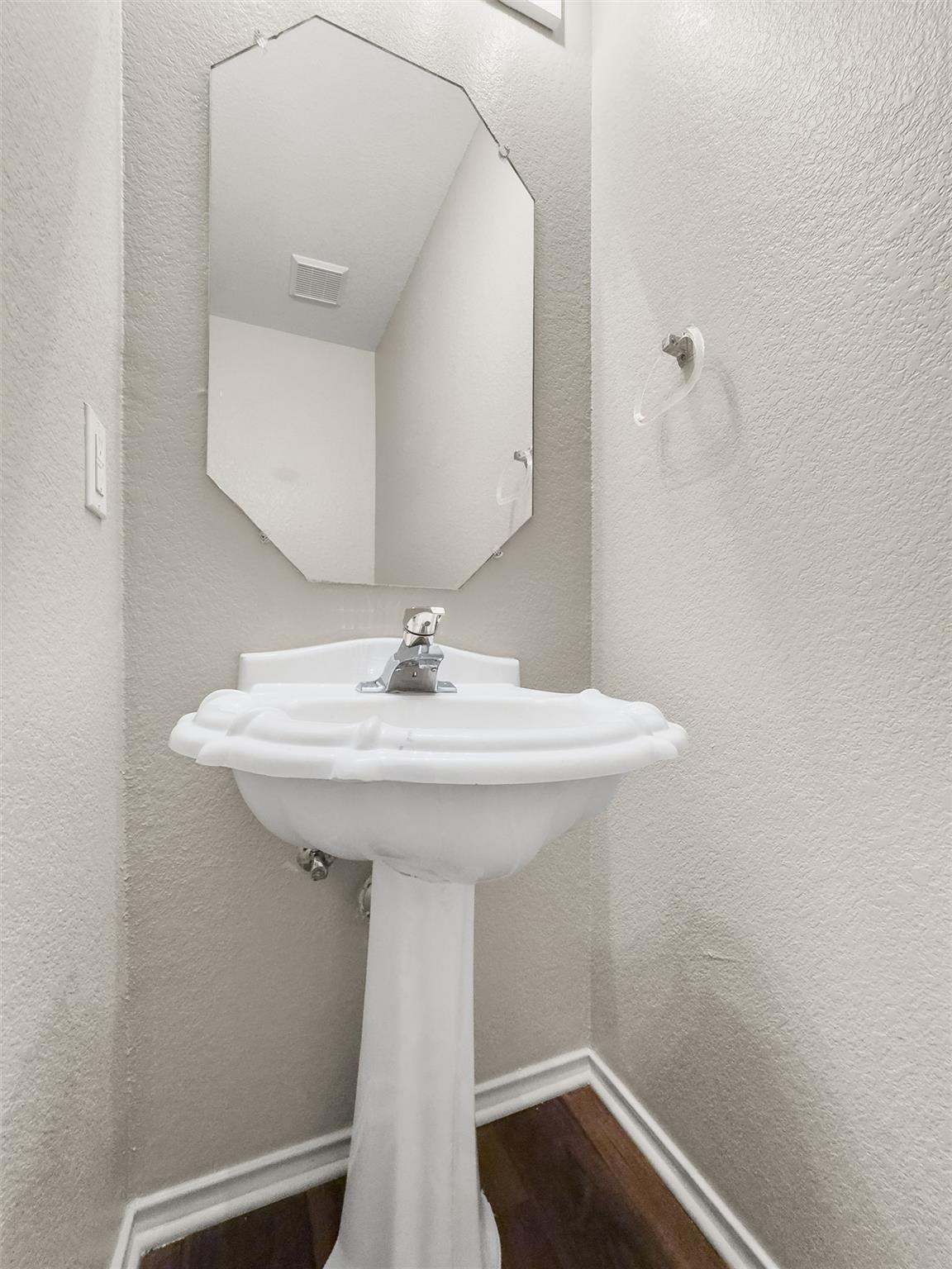 3454 Flowstone Ln Property Photo 17