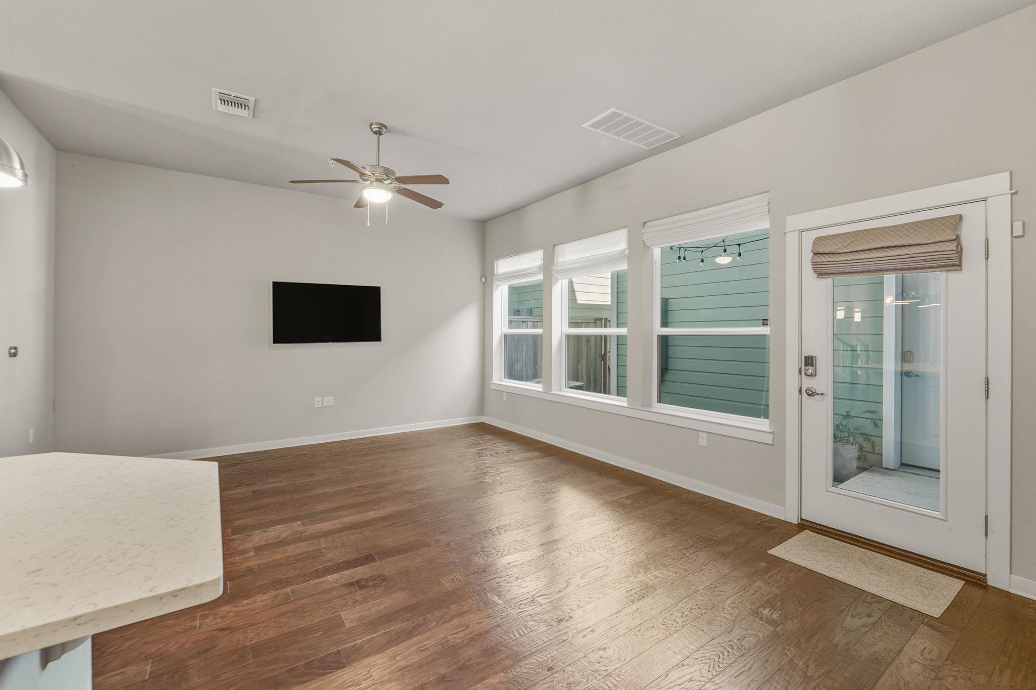3919 Vaughan St Property Photo 10