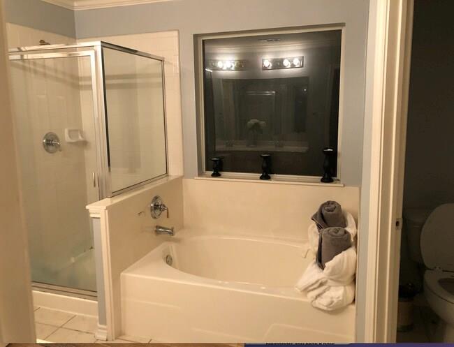 1029 Forest Bluff Trl Property Photo 8