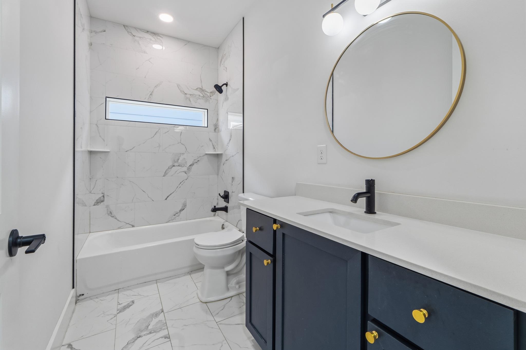 5010 Baker St Property Photo 12