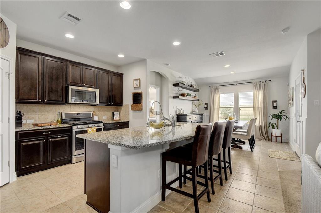 3641 Esperanza Dr Property Photo 3
