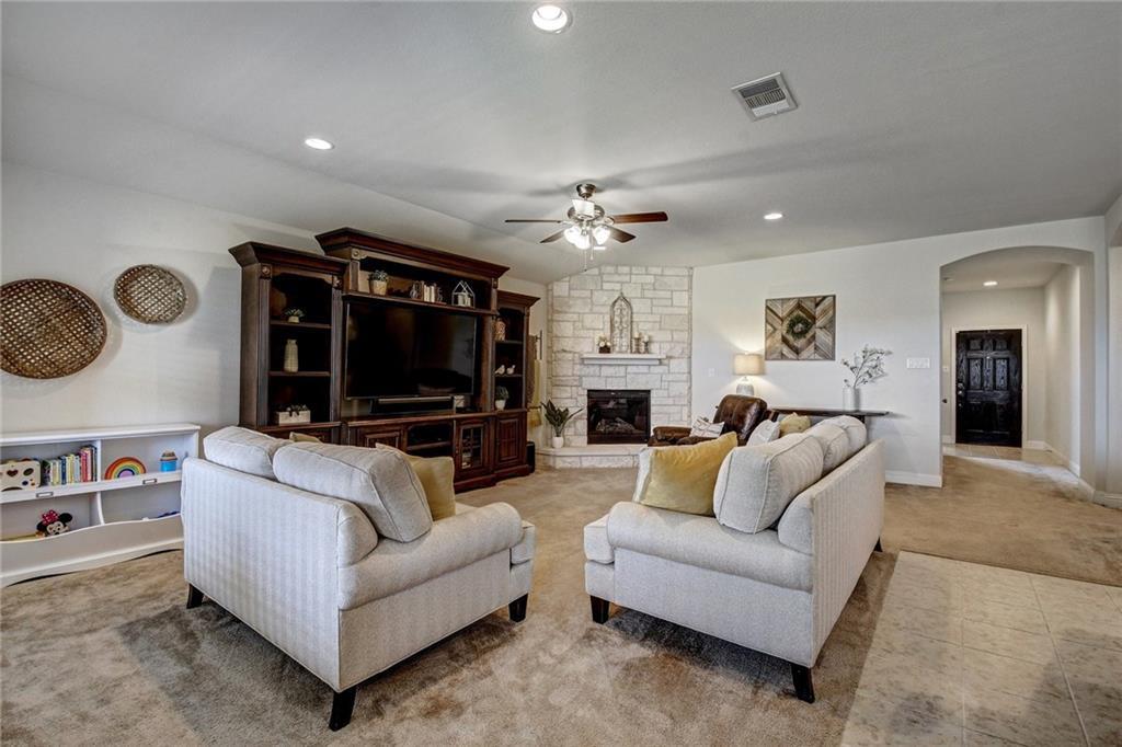 3641 Esperanza Dr Property Photo 5