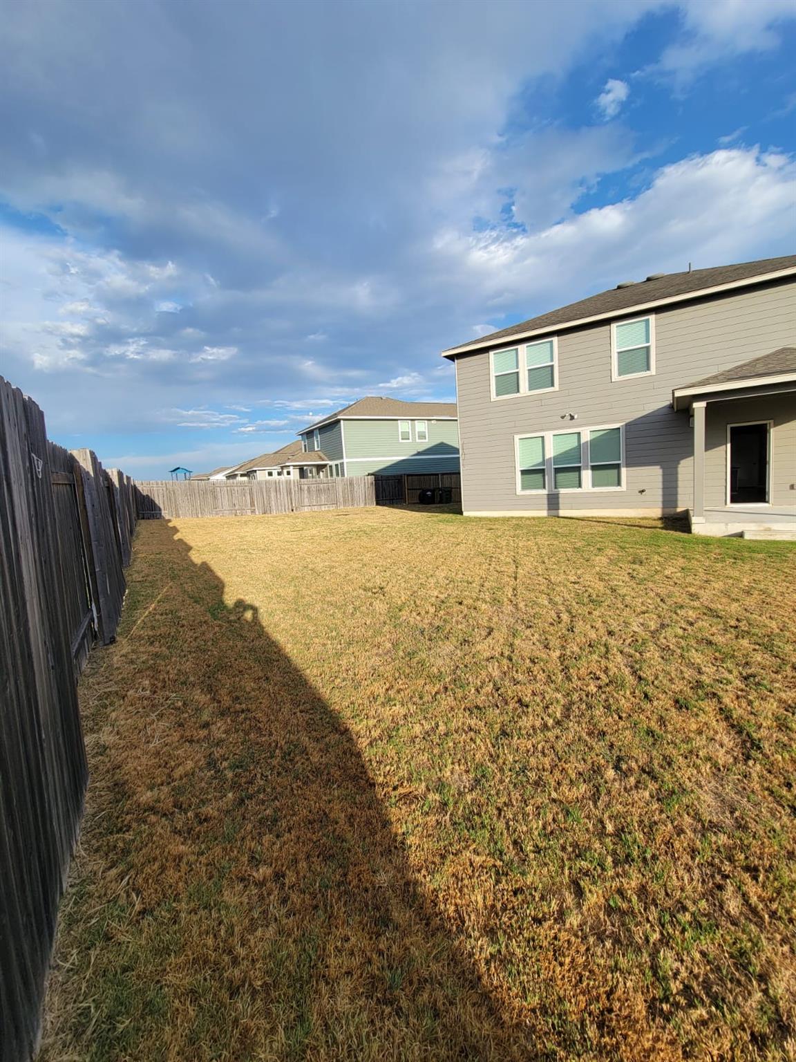 429 Unforgiven Ln Property Photo 18
