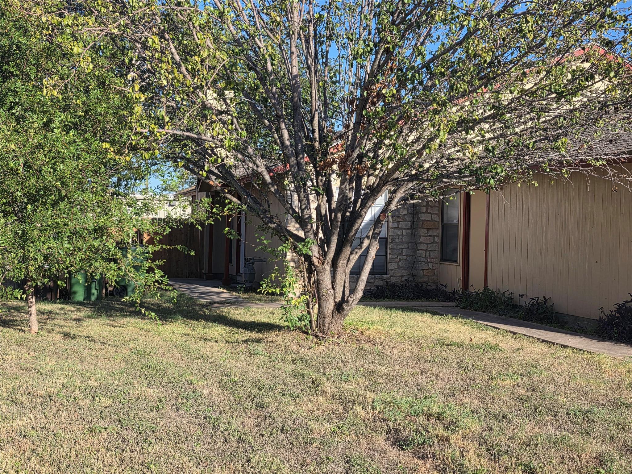 1735 Horseshoe Cir Property Photo 1