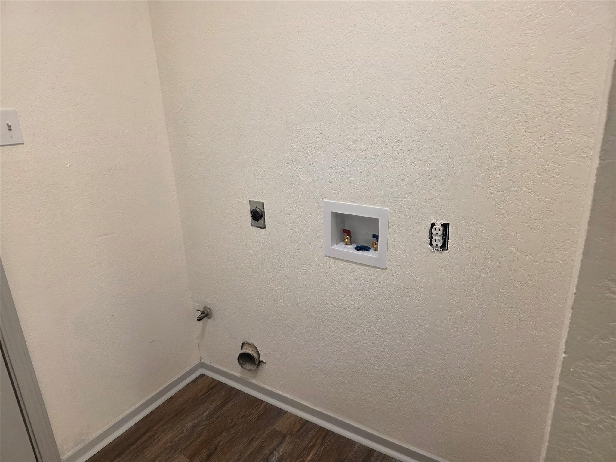 1735 Horseshoe Cir Property Photo 9