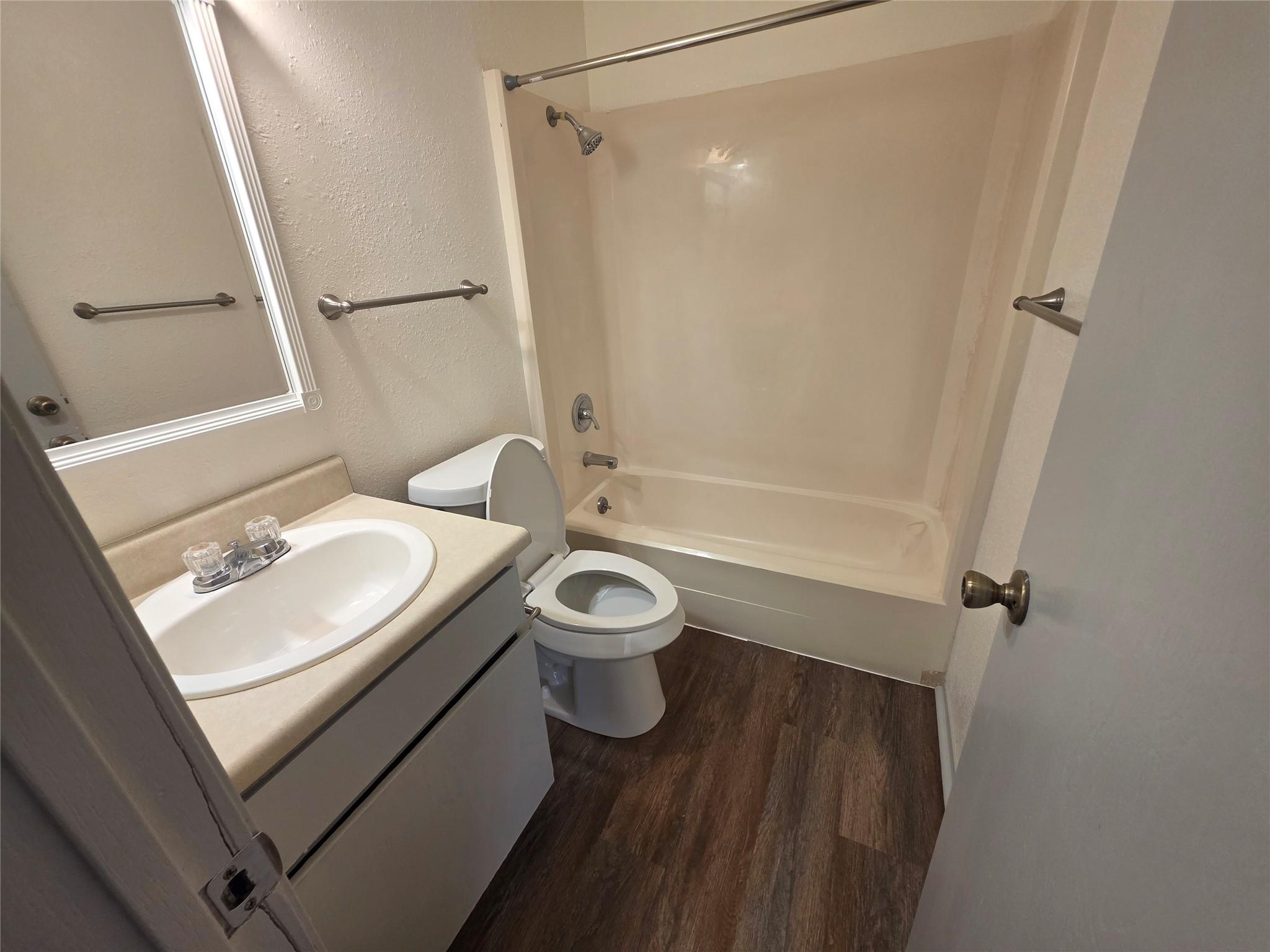 1735 Horseshoe Cir Property Photo 13