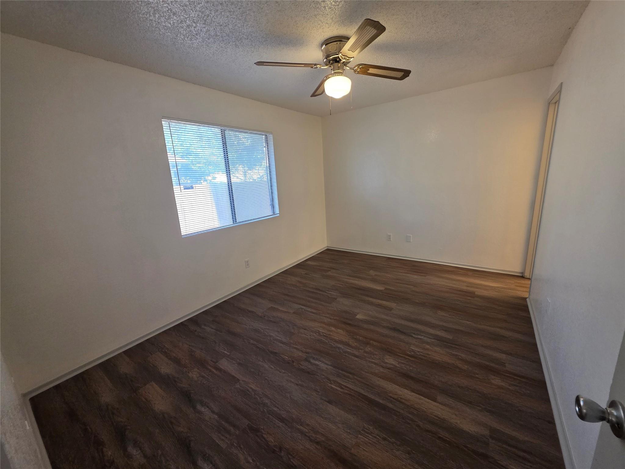 1735 Horseshoe Cir Property Photo 14