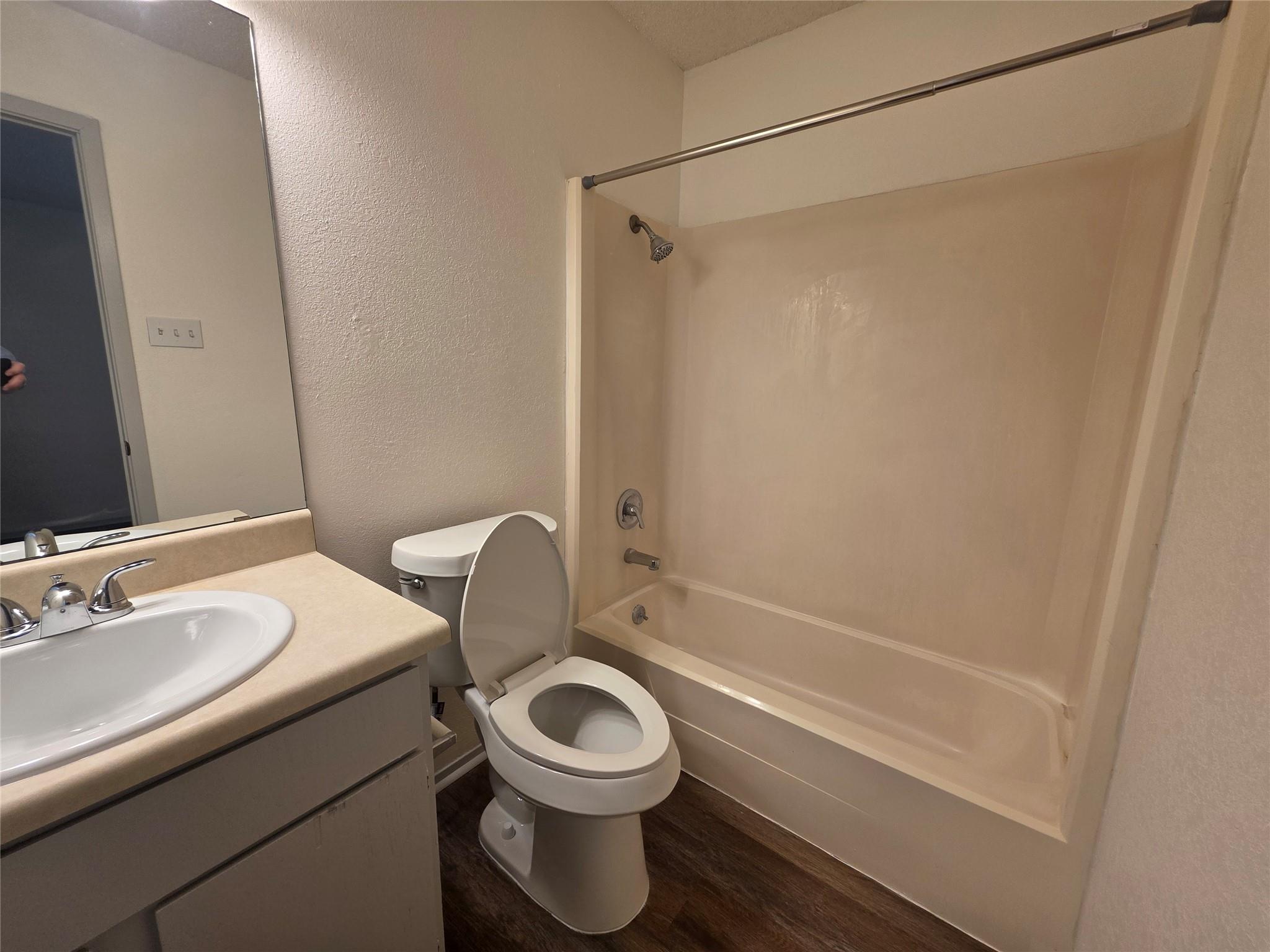 1735 Horseshoe Cir Property Photo 16