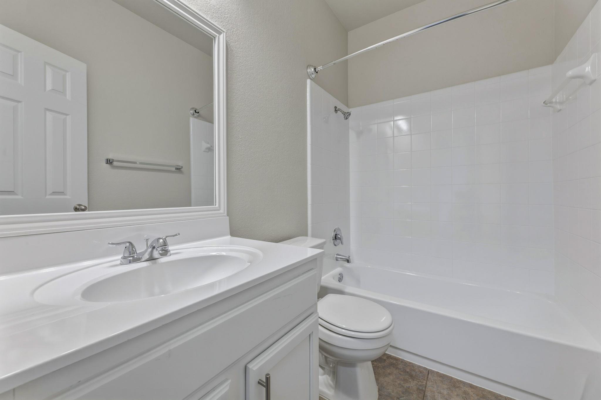 10608 Plains Trl #b Property Photo 30