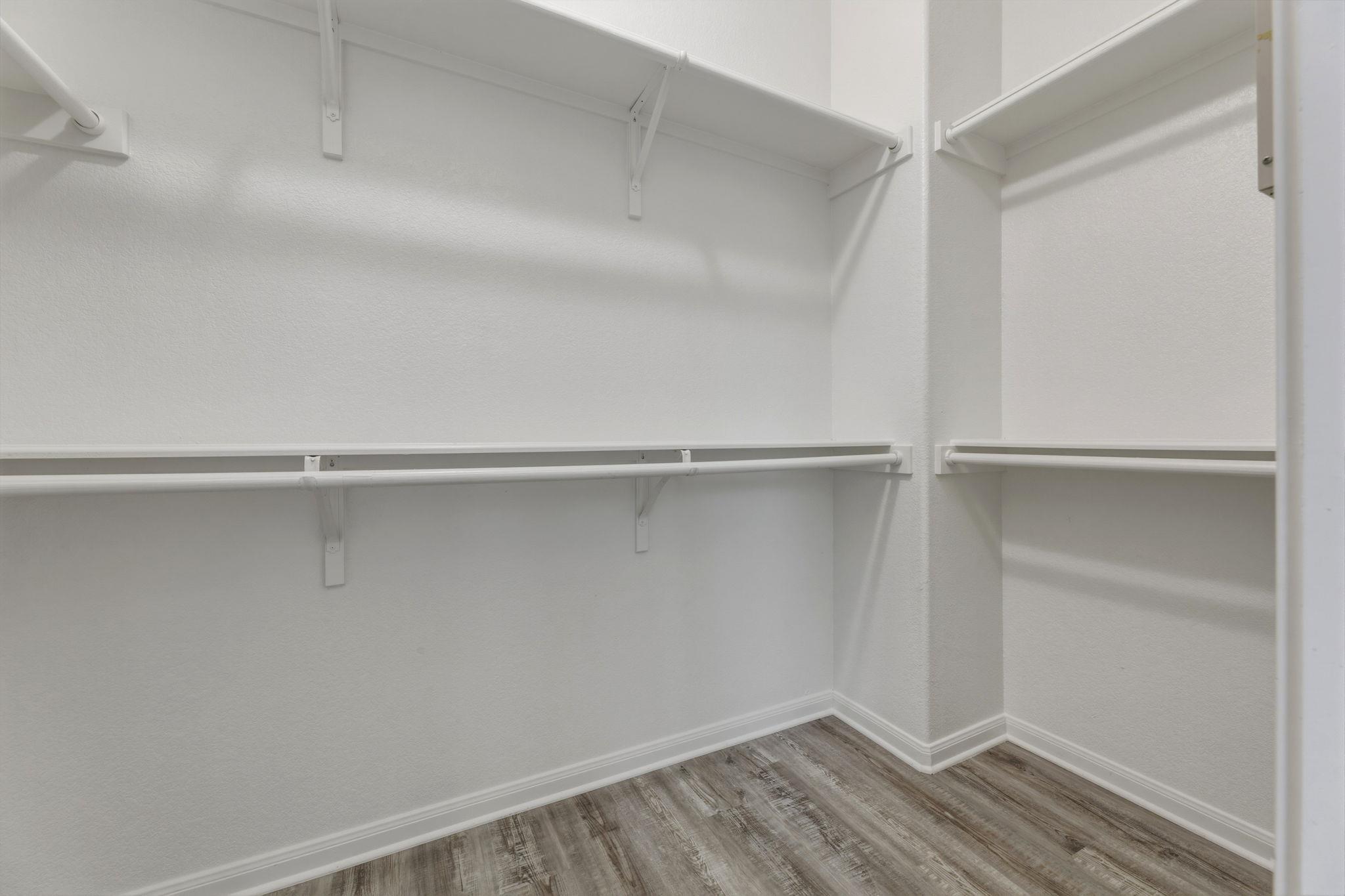10608 Plains Trl #b Property Photo 33