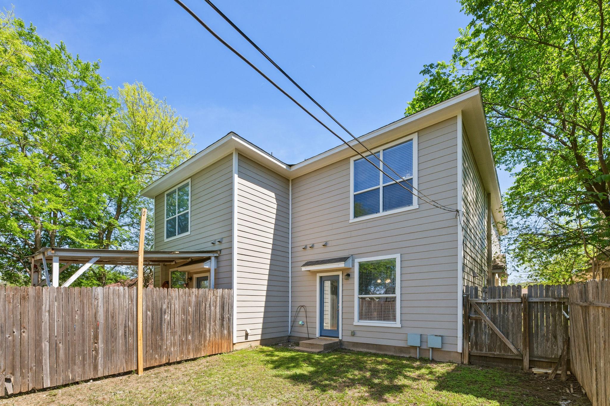 10608 Plains Trl #b Property Photo 36