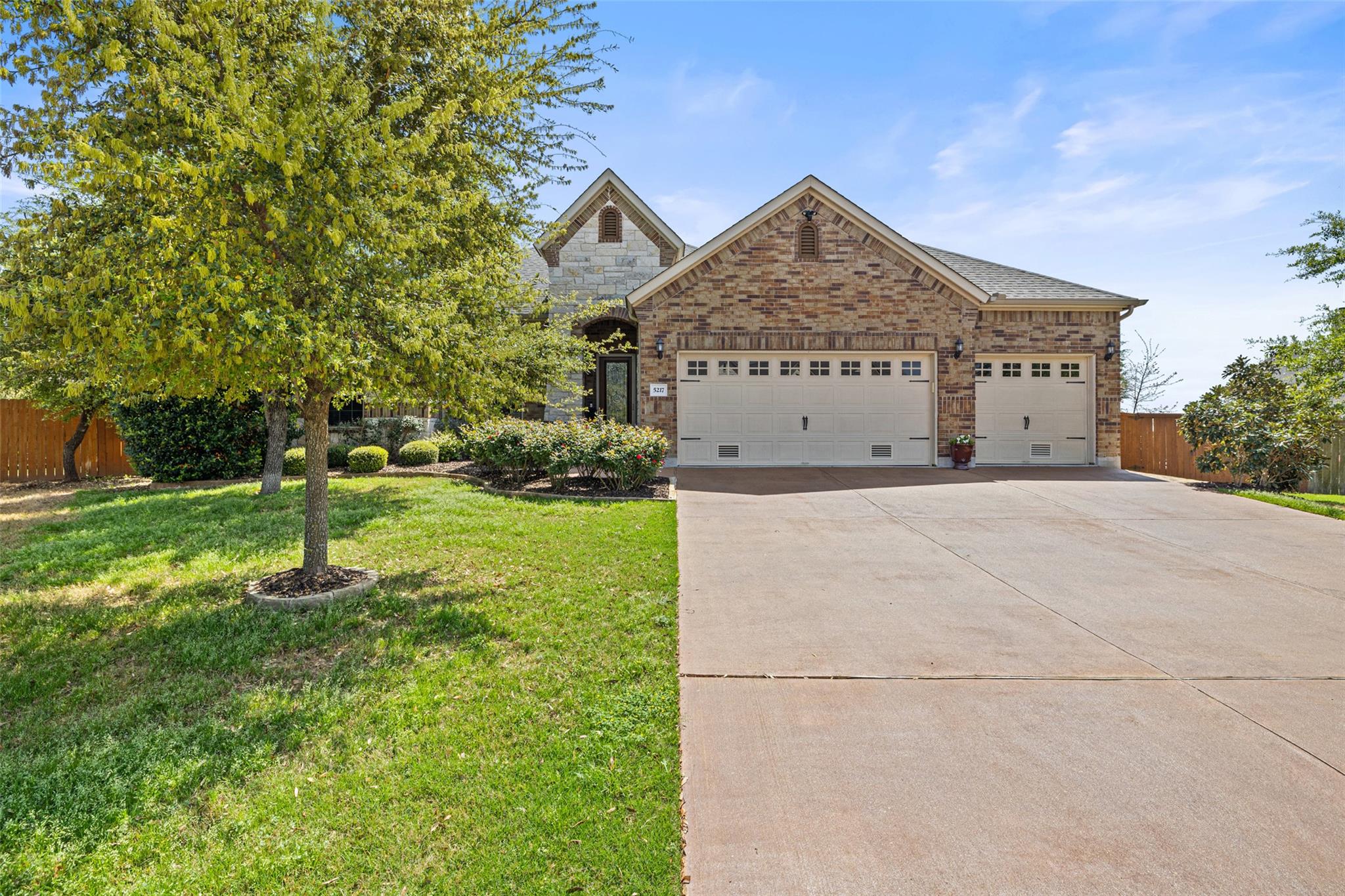 5217 Cedro Elm Dr Property Photo 1