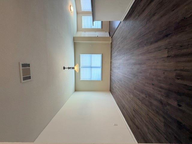 18421 Crestwind Cv Property Photo 10