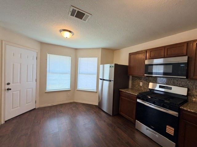 18421 Crestwind Cv Property Photo 18