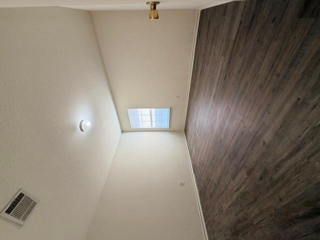 18421 Crestwind Cv Property Photo 27
