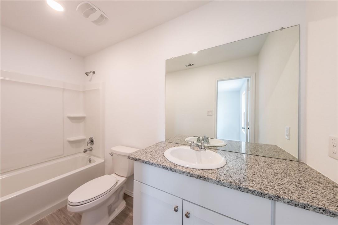 2867 Rosefinch St Property Photo 20