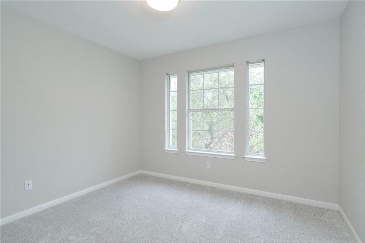 6316 Poncha Pass Property Photo 20