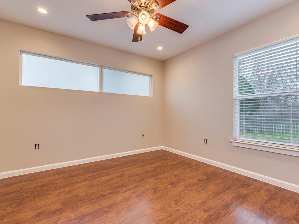 4412 Gillis St B Property Photo 11