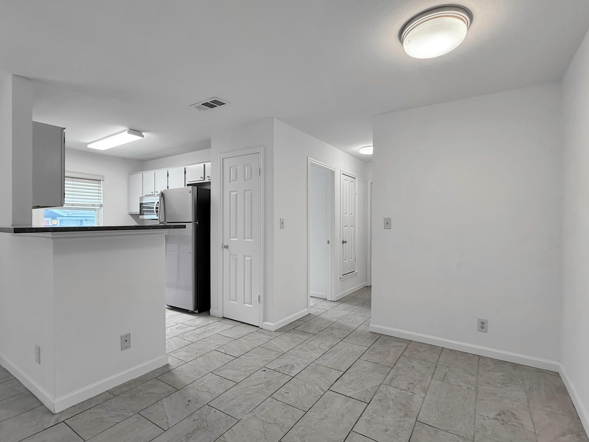 403 Fantail Loop #a Property Photo 6