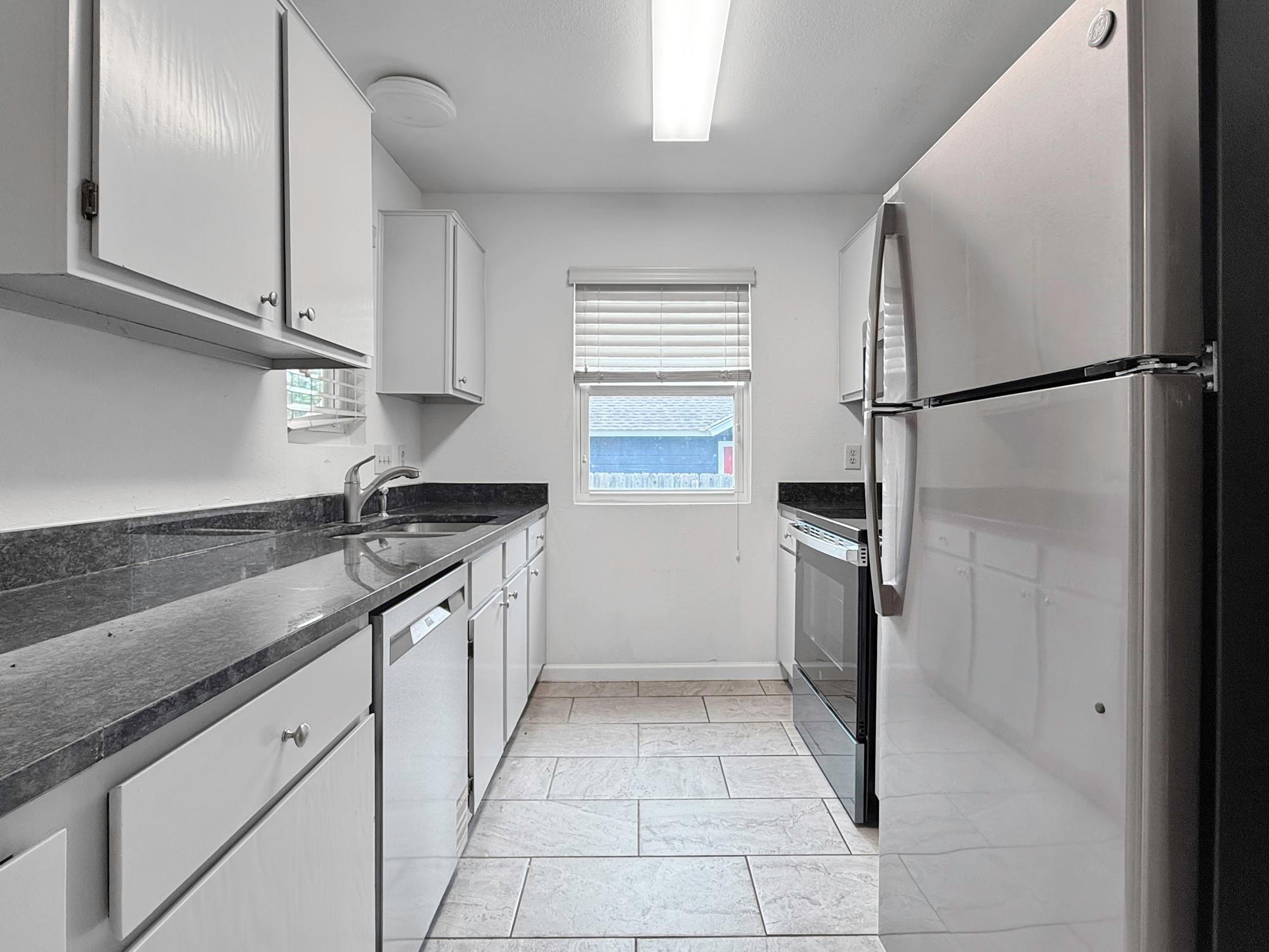 403 Fantail Loop #a Property Photo 8