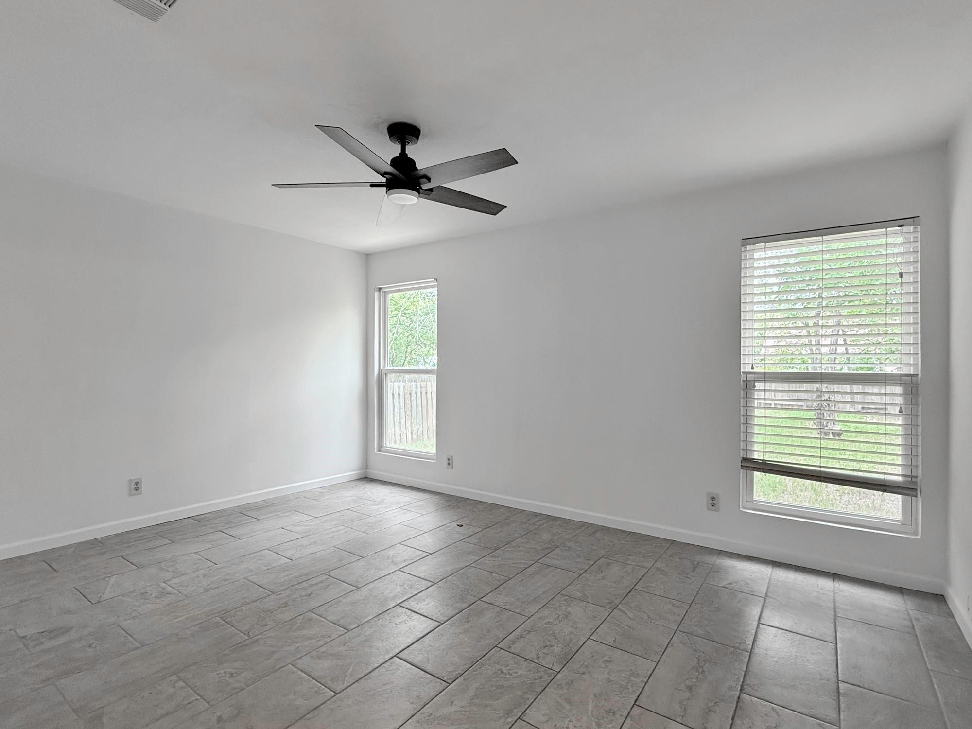 403 Fantail Loop #a Property Photo 13