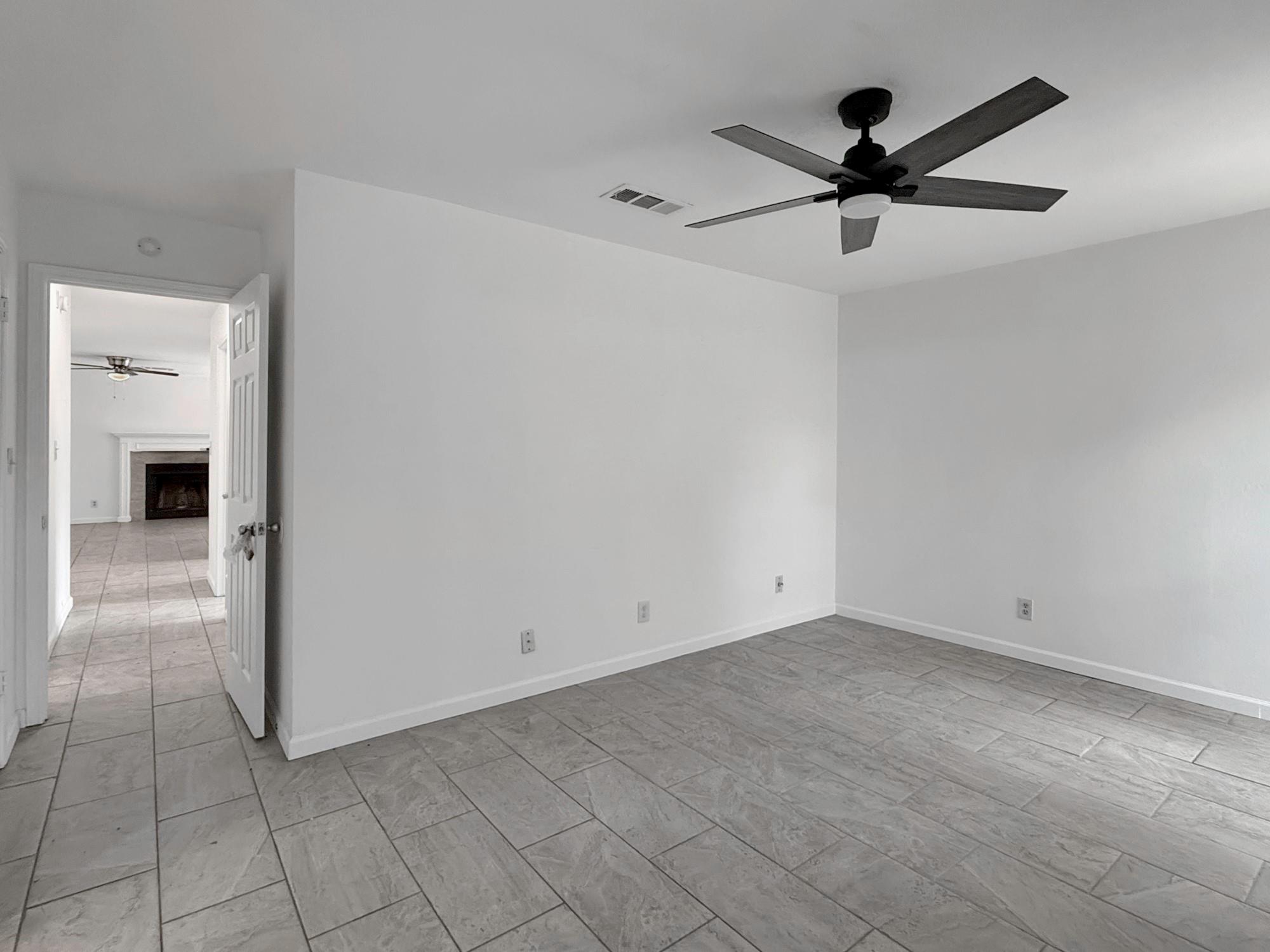 403 Fantail Loop #a Property Photo 14