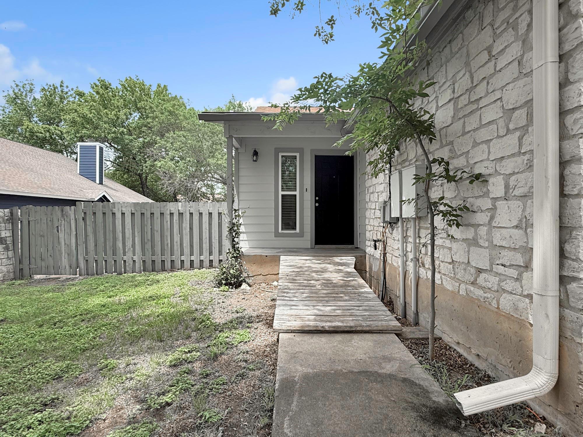 403 Fantail Loop #a Property Photo 23