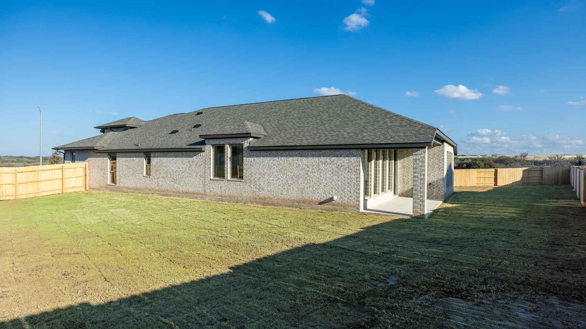 109 Sheepdog Dr Property Photo 11