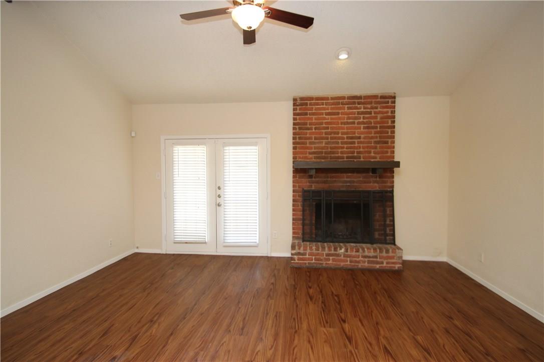 7017 Crosswood Dr Property Photo 6