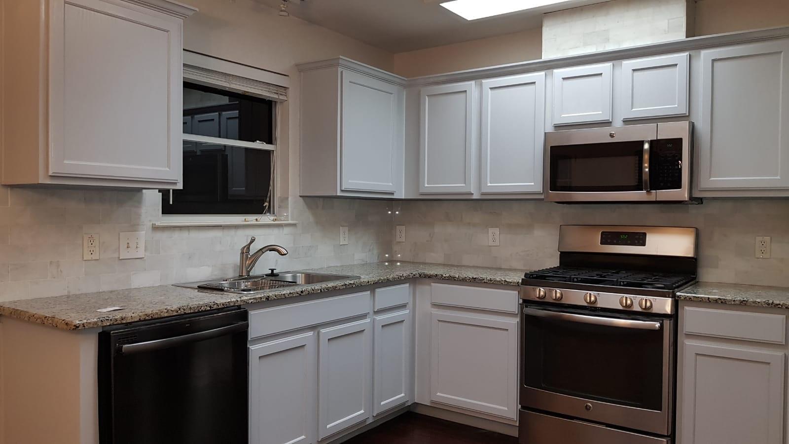8322 Alvin High None Property Photo 3
