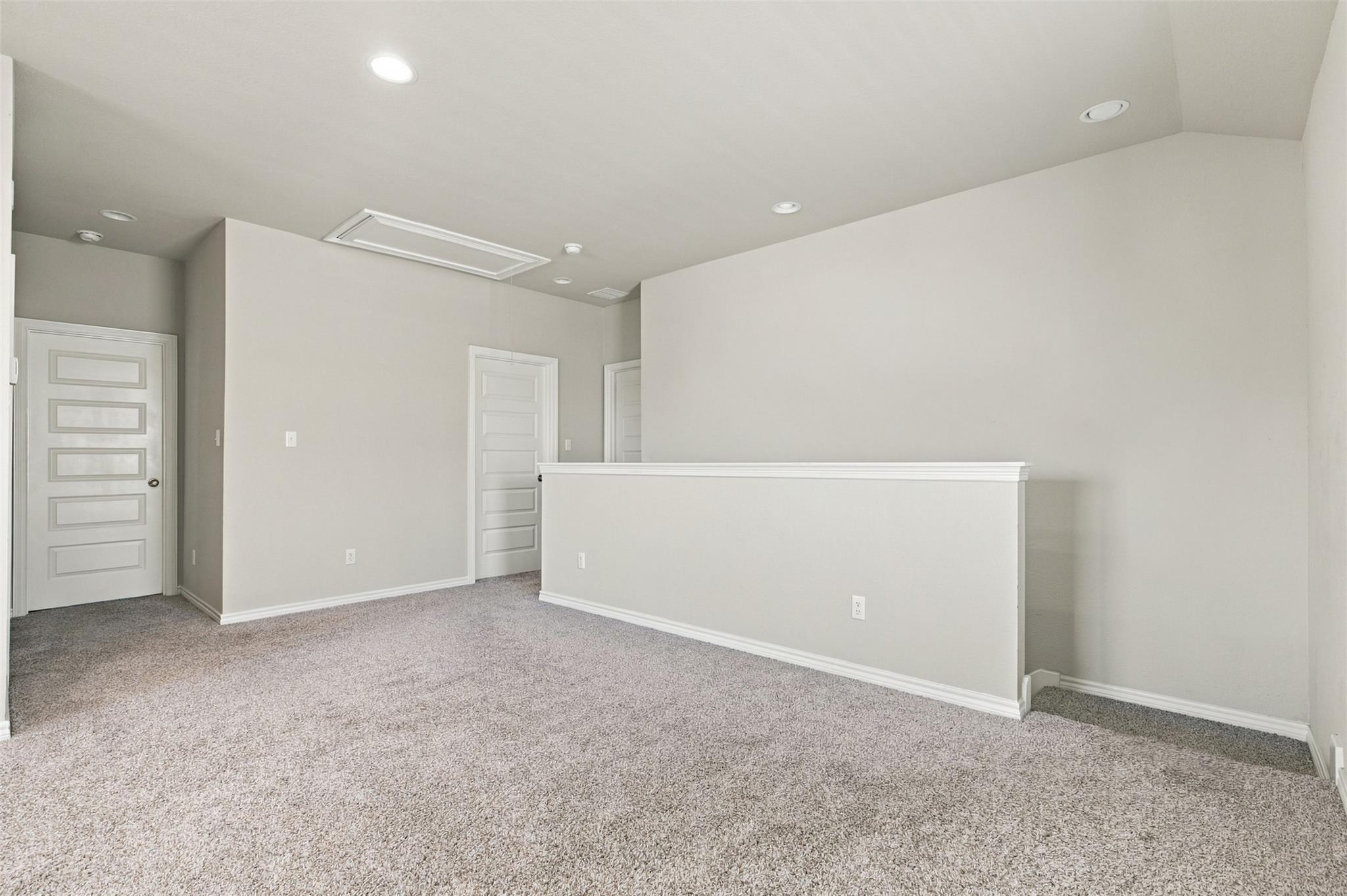 1144 Waterfall Ave Property Photo 17