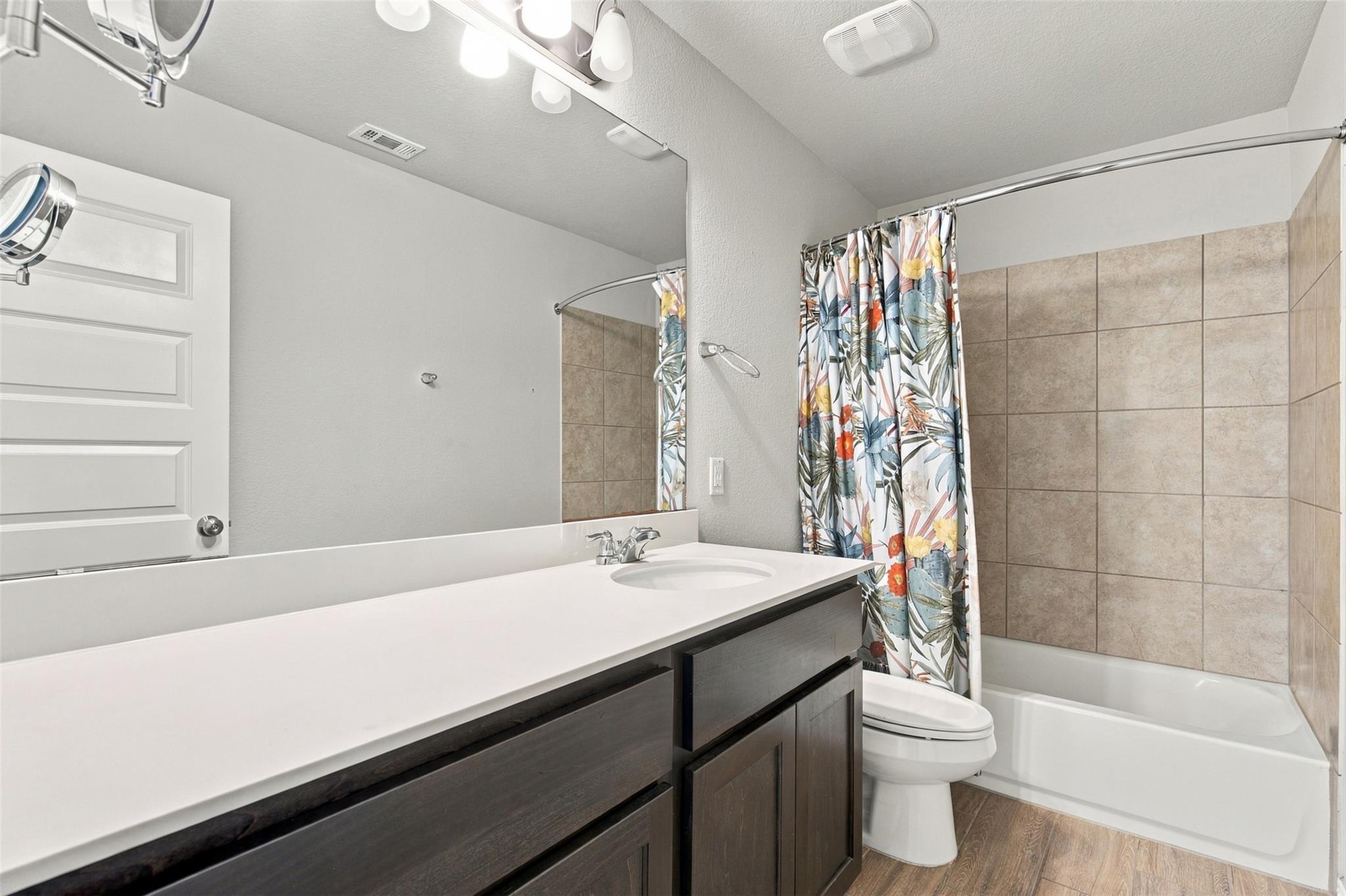 1144 Waterfall Ave Property Photo 22