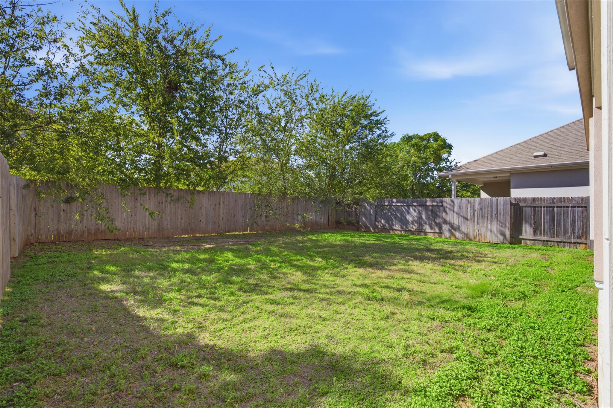 1144 Waterfall Ave Property Photo 36