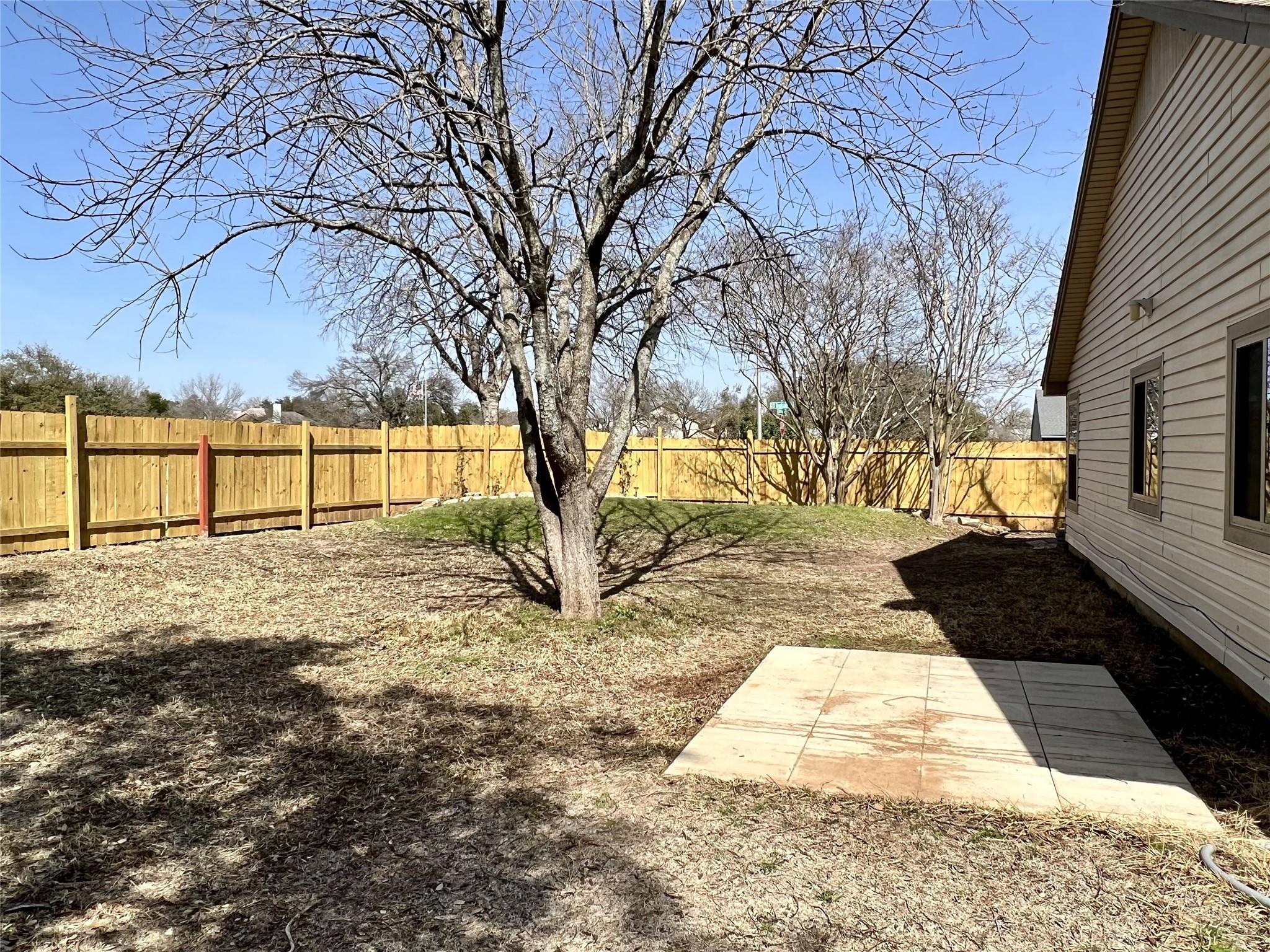 1101 Forest Oaks Path Property Photo 17